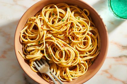 Pasta With Anchovies and Breadcrumbs Recipe