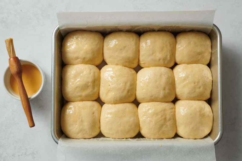 Herb and Parmesan Pull-Apart Rolls