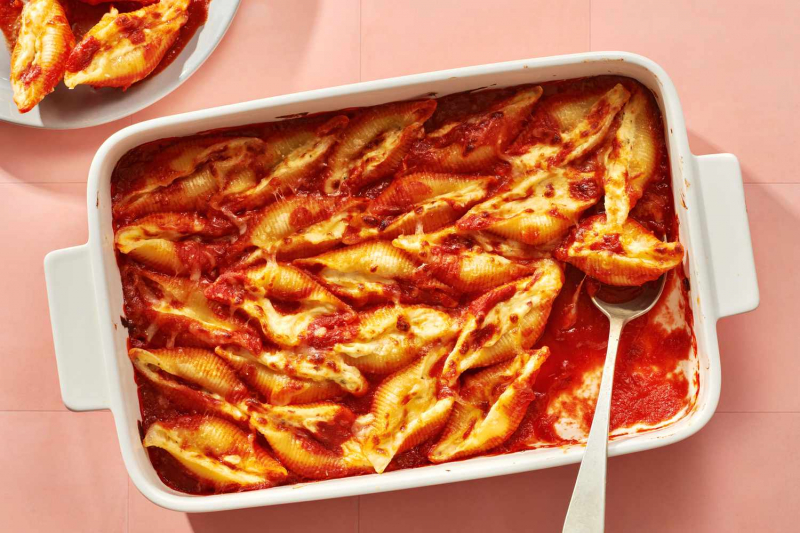 Cheesy Stuffed Shells