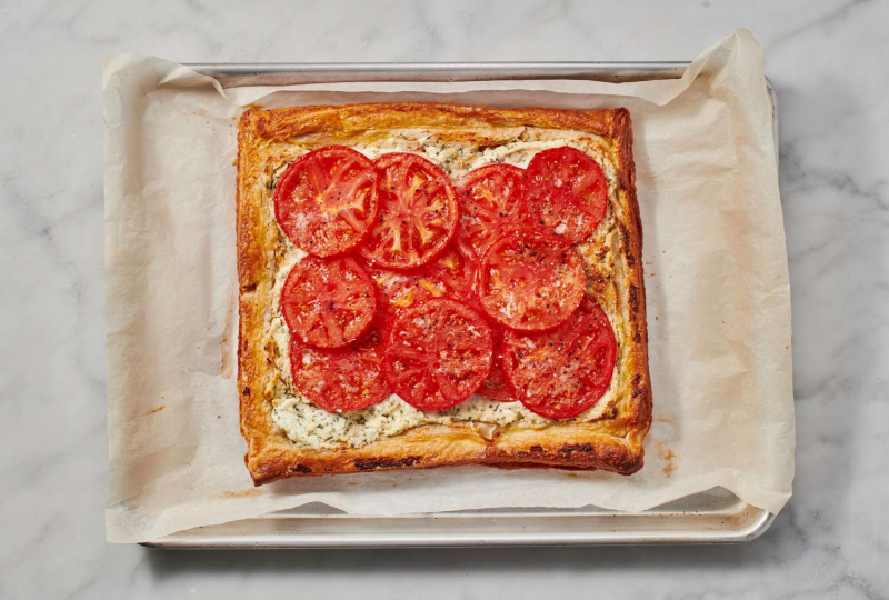 Tomato Tart With Puff Pastry