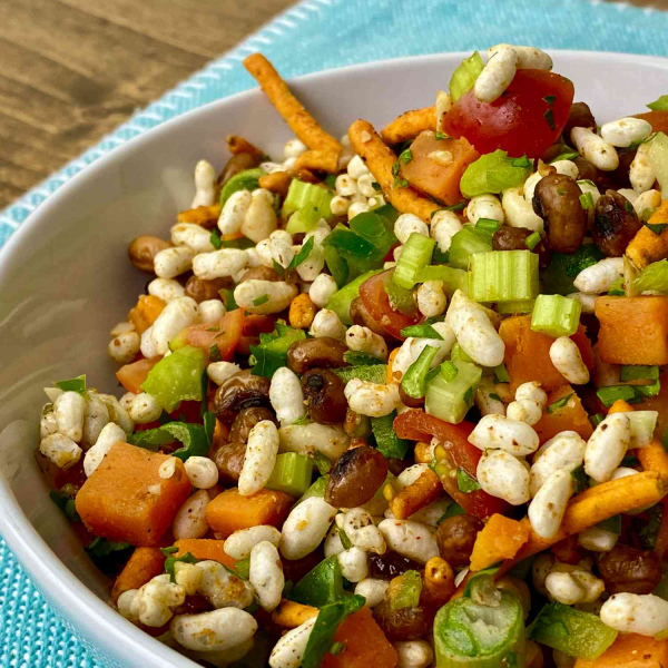 Peanuts and Peas Bhel Puri