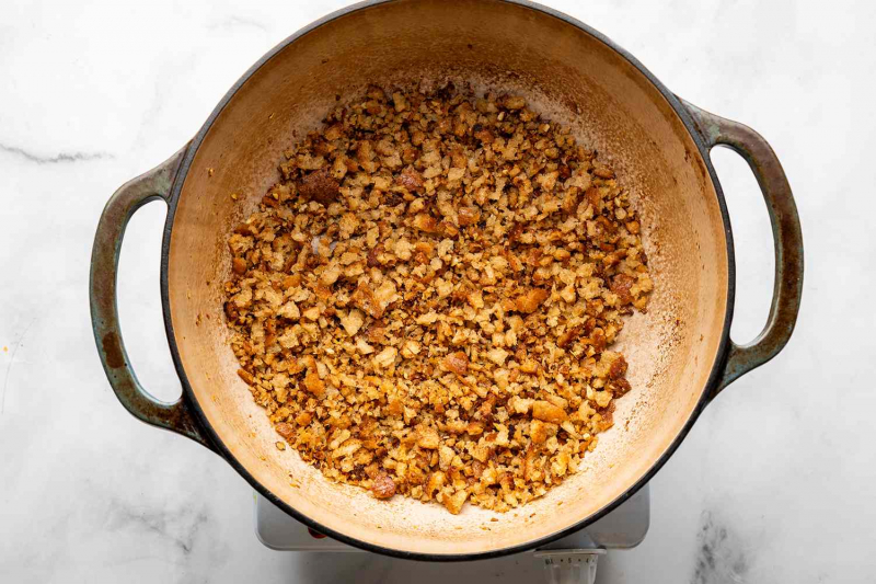 Pasta With Anchovies and Breadcrumbs Recipe