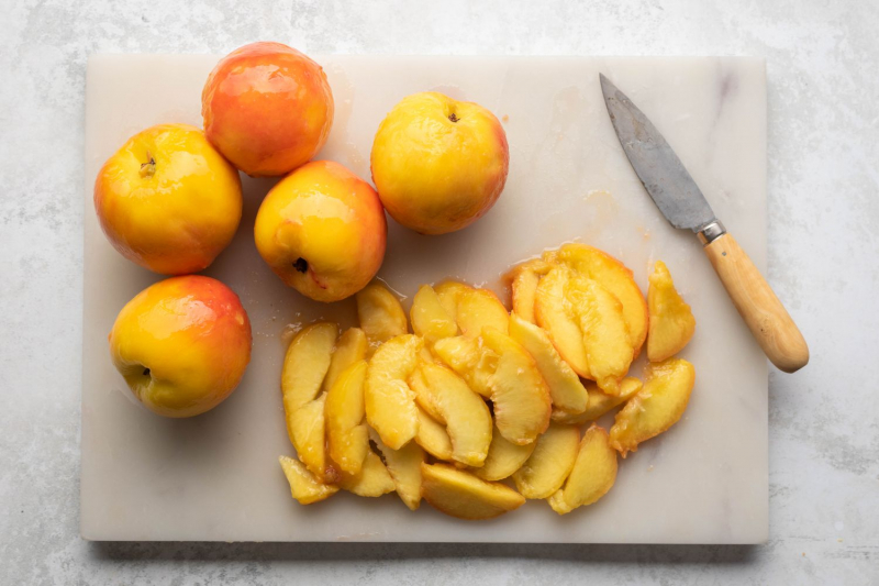 Fresh Peach Crumble