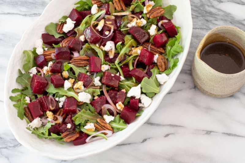 13 Festive Christmas Salads for Your Holiday Dinner