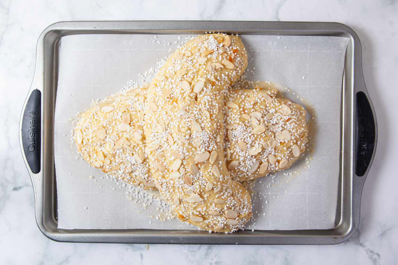 Colomba di Pasqua (Easter Dove Bread)