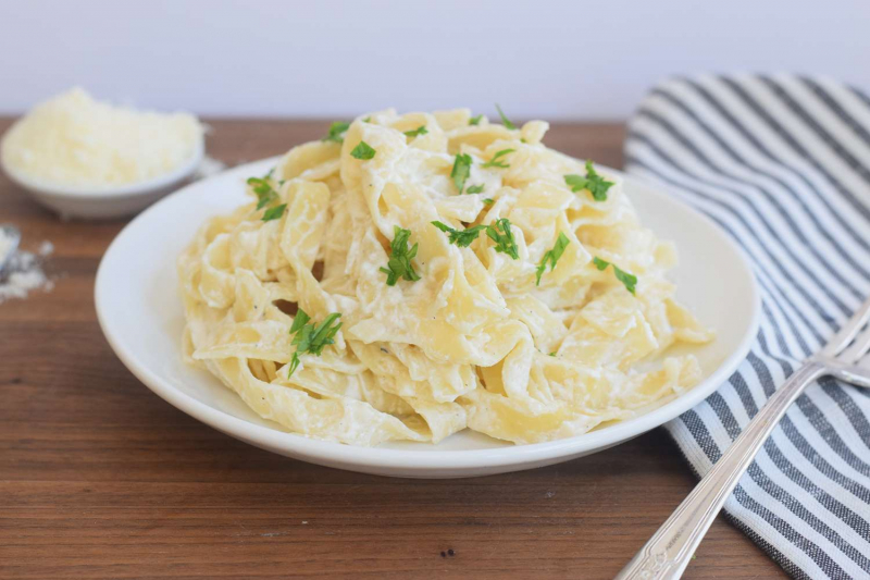 Greek Yogurt Pasta Sauce With Fettuccine Recipe