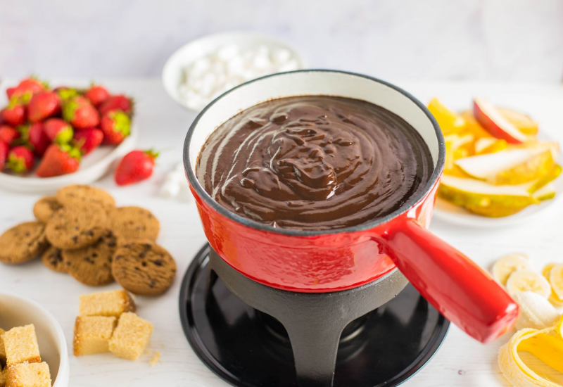 Easy Homemade Chocolate Fondue