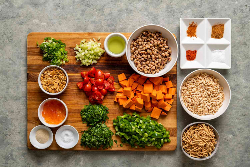 Peanuts and Peas Bhel Puri